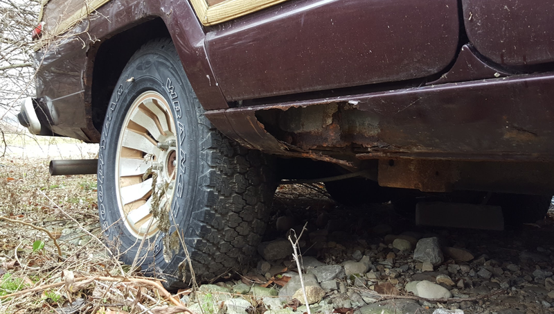 Illustration for article titled Please Help Me Decide If I Should Buy This 1979 Jeep Cherokee Golden Eagle